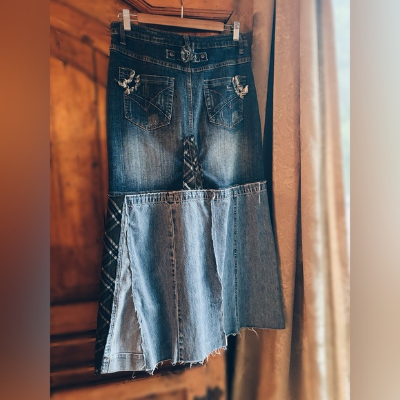 Skirt Maxi  Denim ALL PATCHED DENIM MAXI & BEADED TOP - Picture 7 of 15